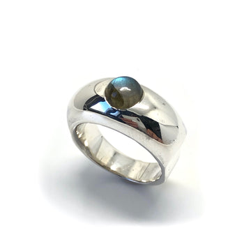 Bague bombée, labradorite