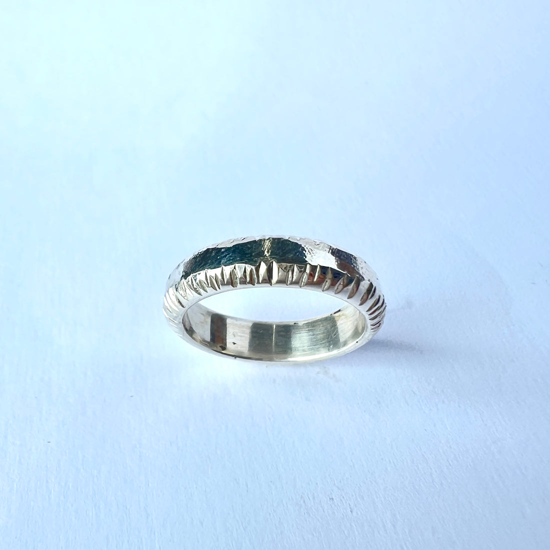 Bague rocheuse