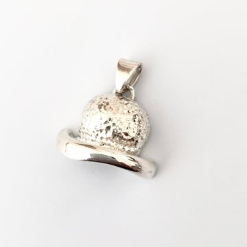 Pendentif chapeau texturé