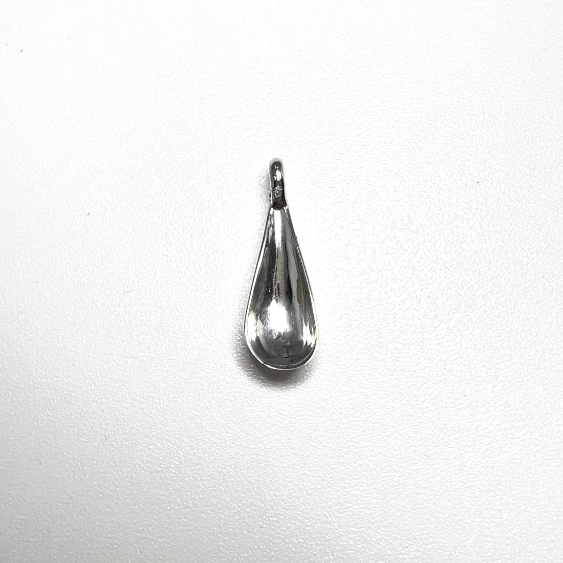 Pendentif flamme.