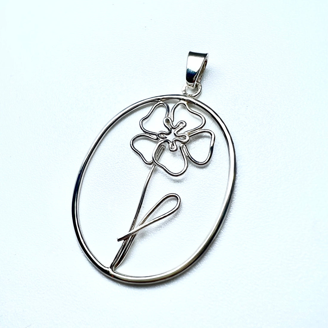 Pendentif fleur fil
