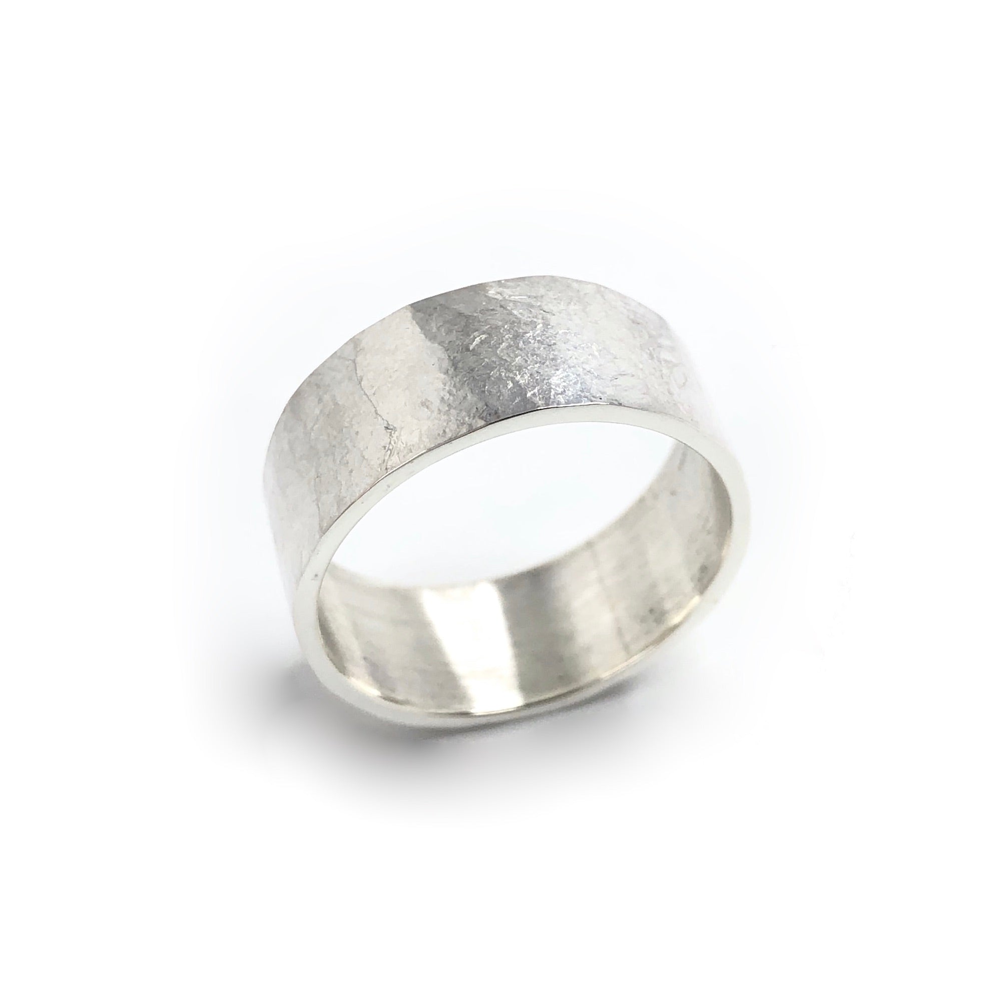 Bague large martelée